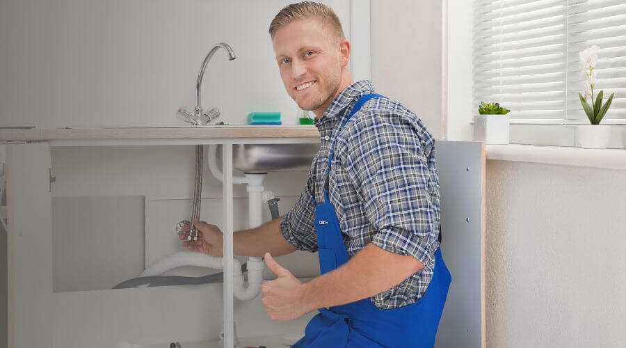 Expert burst pipe repair services in Beulah, MO